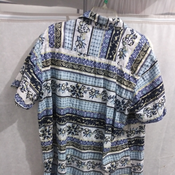 Blouse - Picture 2 of 3